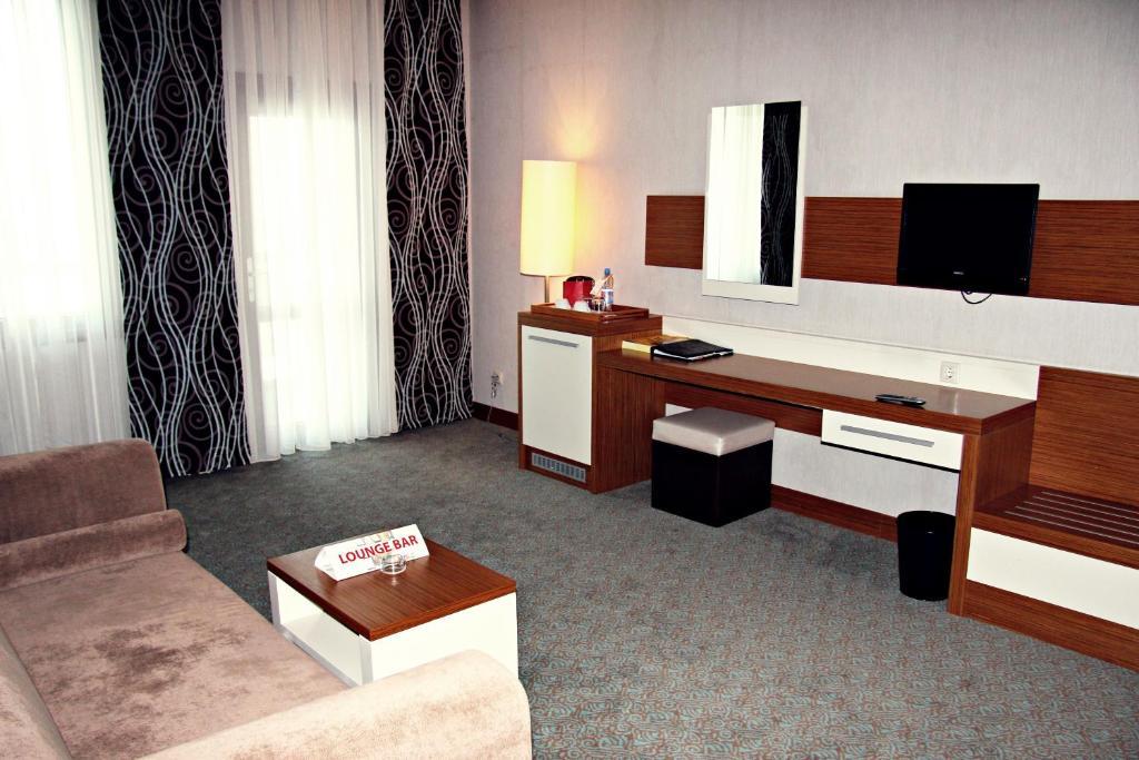 Grand Nur Plaza Hotel Aktau  Szoba fotó