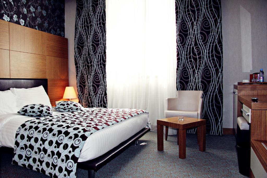 Grand Nur Plaza Hotel Aktau  Szoba fotó