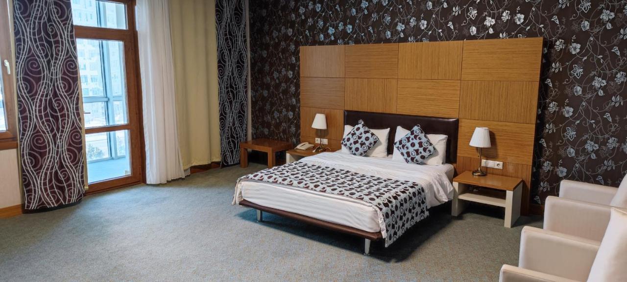 Grand Nur Plaza Hotel Aktau  Kültér fotó