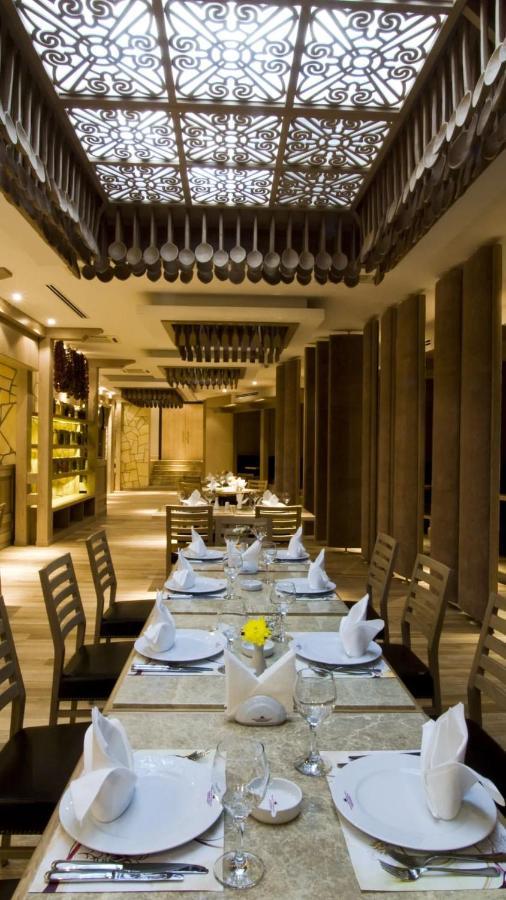 Grand Nur Plaza Hotel Aktau  Kültér fotó
