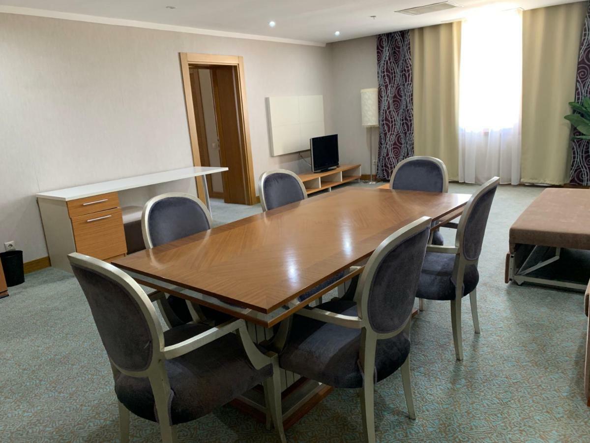 Grand Nur Plaza Hotel Aktau  Kültér fotó
